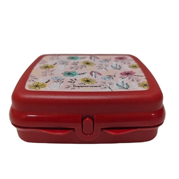 Tupperware Sandwich Keeper - Picture 2 of 4
